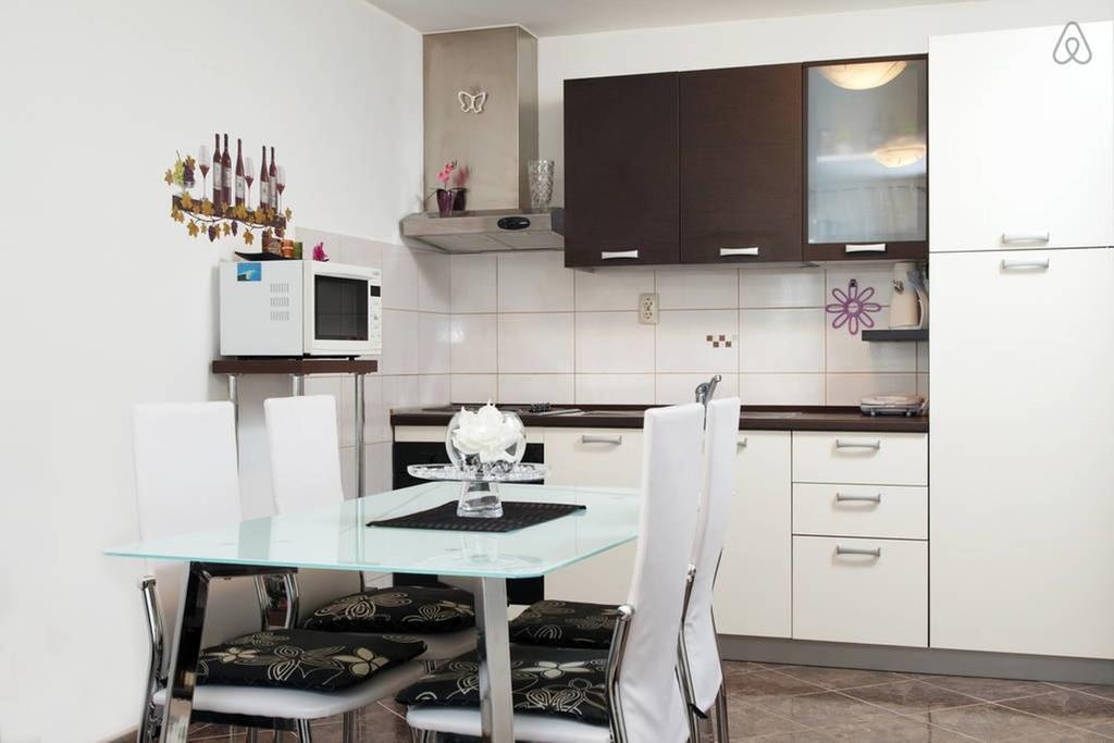 Apartment Stanic - "Home Away From Home" Split Habitación foto